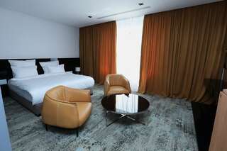 Отель Valentino Rooms Фокшани Двухместный номер Делюкс с 1 кроватью и душем-6